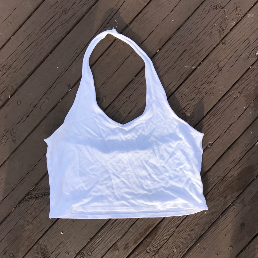2/$20🦋 HALTER TOP